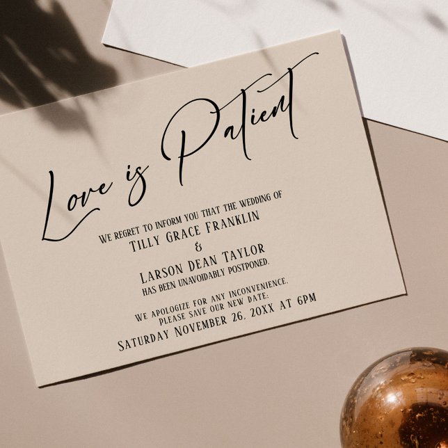 Elegant Typografi Kärlek är patientens Cream Card Inbjudningar (Skapare uppladdad)