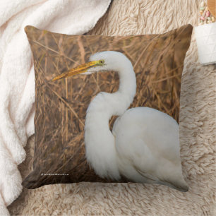 Elegant Underbar Egret Wading Bird in Reeds Kudde