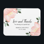 Elegant Vår Blommigt  Rosa Bröllopsförmån för  Magnet<br><div class="desc">Elegantens bröllopsmagnet för blommigt med budskapet "Kärlek och tack för att vi delar vår speciella dag!" tillsammans med två färgade färgade tulpaner i en romantisk  rosa och lite grönt. Tack magneter gör bra bröllopsfavörer och är underbara för vår eller sommar bröllop.</div>