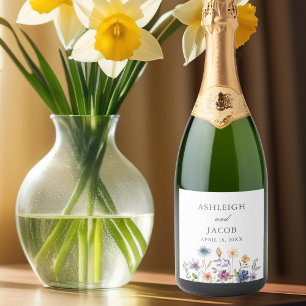 Elegant vårbröllop med personlig vildblomma