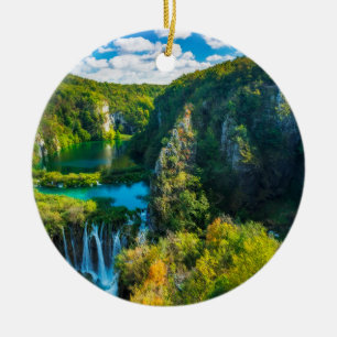 Elegant vattenfallsscen, Kroatien Julgransprydnad Keramik
