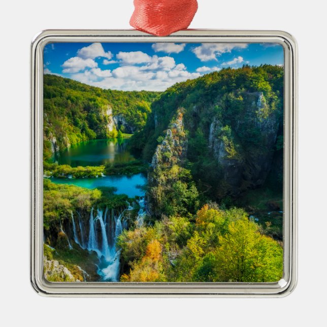 Elegant vattenfallsscen, Kroatien Julgransprydnad Metall (Framsidan)
