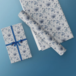 Elegant Vattenskärg Dusty Blue-Blommönster Presentpapper