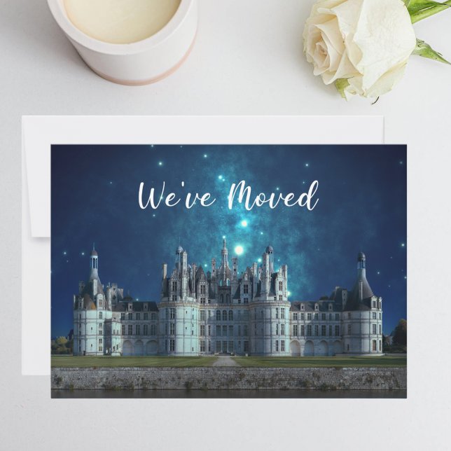 Elegant Vi har flyttat New Home Castle på natten Meddelande (Skapare uppladdad)