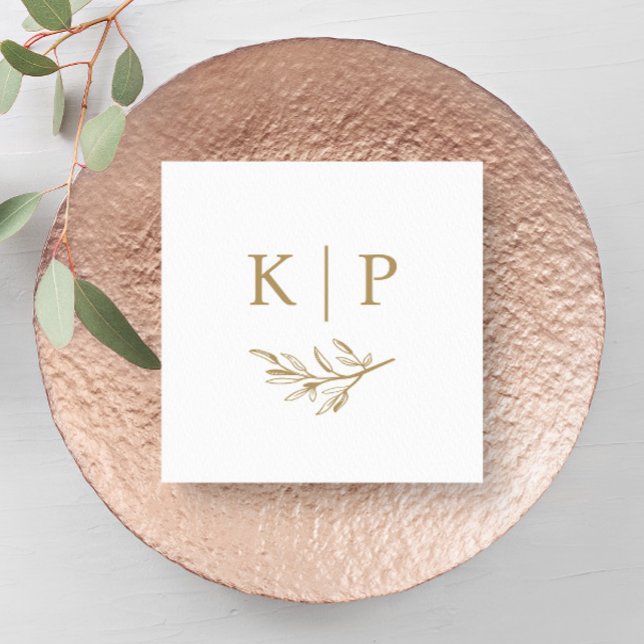 Elegant vigselmonogram Grönska blad  Pappersservett (Elegant wedding monogram with greenery napkins.)