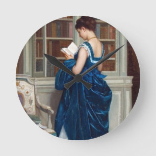 Elegant viktoriansk kvinna som läser i bibliotek rund klocka