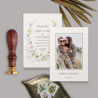 Elegant vild blommande beige foto spara datum  inbjudningar