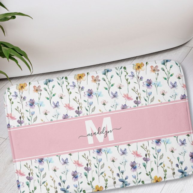Elegant Vildblomma Script Monogram Badrumsmatta (Elegant Wildflower Script Monogram Bath Mat)