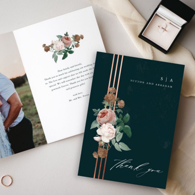 Elegant Vintage Blommigt Bröllop Photo Tack Kort (Elegant Vintage Floral Wedding Photo Thank You Card.)