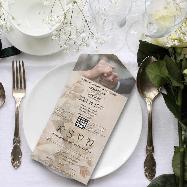 Elegant Vintage Blommigt Vit ros QR-kod (Skapare uppladdad)