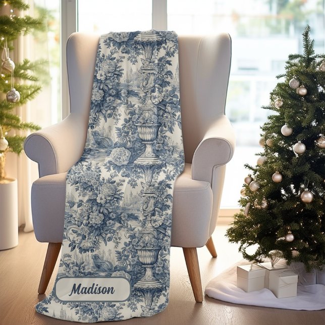 Elegant vintage Blue toile de jouy monogram Fleecefilt (Skapare uppladdad)