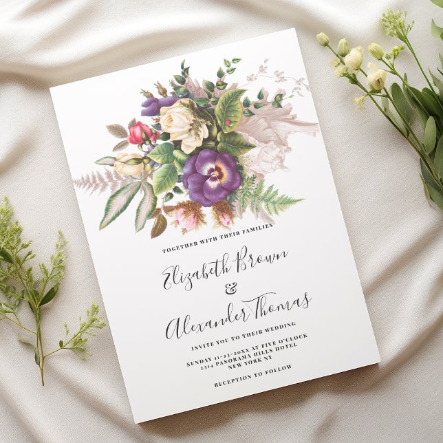 Elegant vintage lila elfenbensgrönt blommigt bröll inbjudningar (Elegant vintage purple ivory green floral wedding )