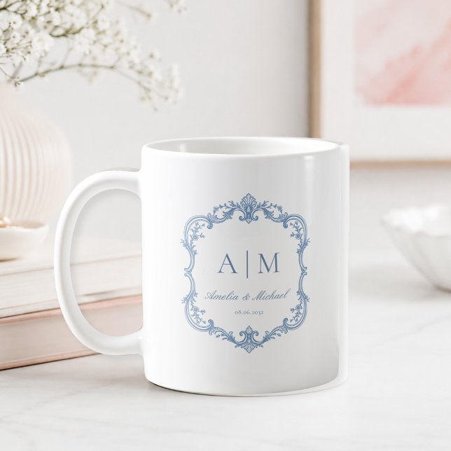  Elegant Vintage Monogram Bröllop  Kaffemugg (Elegant Blue White Vintage Monogram Wedding Coffee Mug)
