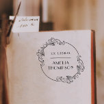 Elegant Vintage Round Ram Ex Libris Namn Stämpel<br><div class="desc">Elegant Vintage Rund Ram Ex Libris Namn Wooden Frimärke. Tittar du för ett traditionellt sätt att märka bokar? Titta inte längre! Den här utformningen har en vintage runt ram med botaniska prydnadshörn.</div>