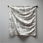 Elegant vintage svart toile de jouy square sjal<br><div class="desc">Vintage retro black toile de jouy Scarf. Förbättra din vardag med den tidlösa elegansen av toile de jouy-vintagens design, inspirerad av det exquisite mönster på franskens landskapsscener. Dessa sofistikerade Toile-avtryck är för närvarande en ständig vrede, vackra utformningar som ger naturskönhet och charm. Denna modeskapelse förenar både traditionell och contemporary stil....</div>