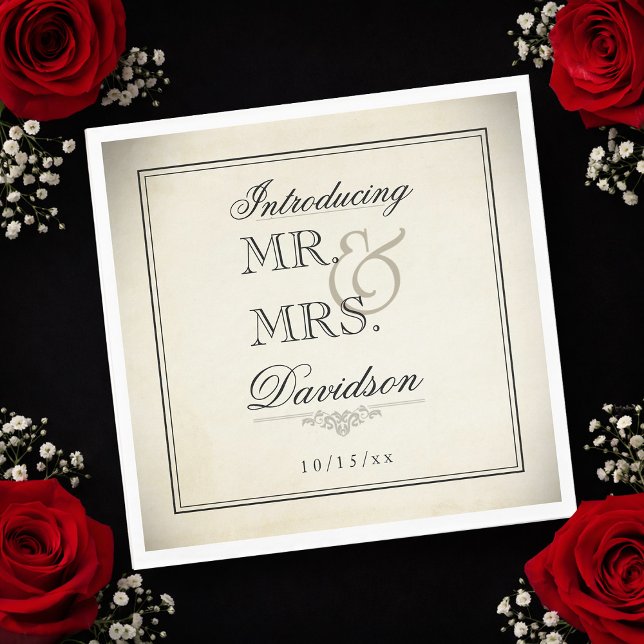 Elegant Vintage Typografi Pappersbröllop Pappersservett (Elegant Vintage Typography Paper Wedding Napkins)