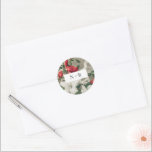 Elegant Vintage Winter Blommigts Monogram Bröllop Runt Klistermärke<br><div class="desc">Dessa vackra engramsförseglingar har färgade blommigtar (äppelblommar) i rött,  grönt och vitt över en baksida av brännvinsutseende. Enkel att anpassa sig till initialerna av bruden och brudgummen för snyggtens kuvertförseglingar för dina bröllopsinbjudningar! Underbar till jul- eller vintertid bröllop!</div>