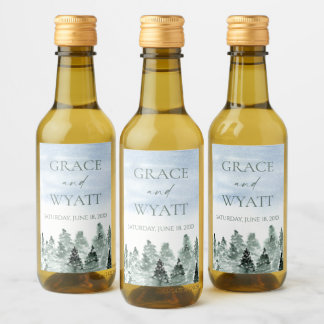 Elegant vinter snö gröna tallar bröllop vinetikett