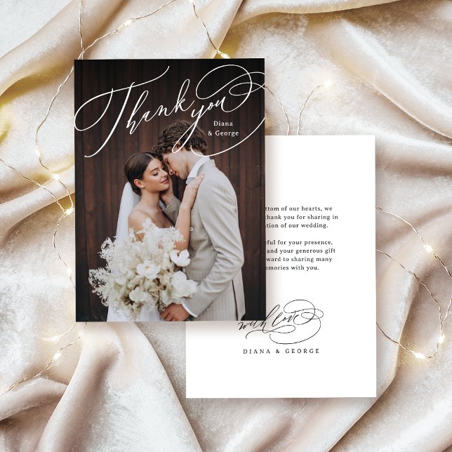Elegant Virvelmanus Svart Foto Tack Kort (Elegant Swirl Script Simple Photo Thank You)