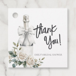 Elegant vit blomsterbrunch och bubbelvin gåvor etiketter