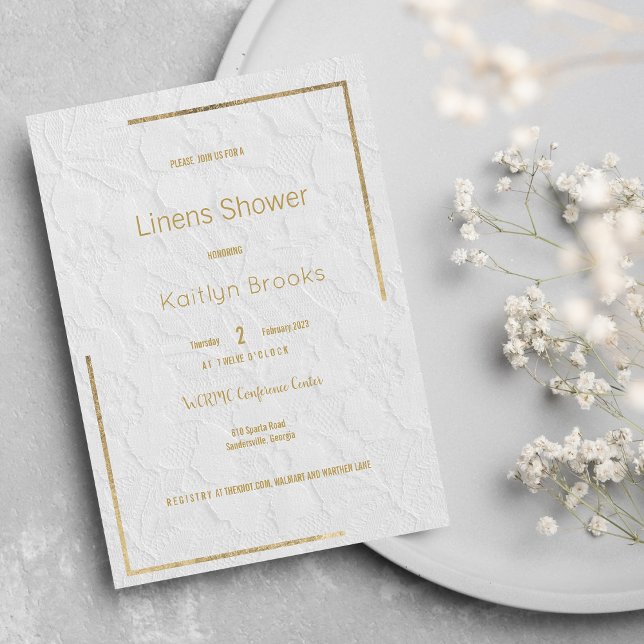 Elegant vit guld blommig spets Bröllopsdusch Inbju Inbjudningar (Elegant white gold floral lace Couples Shower)