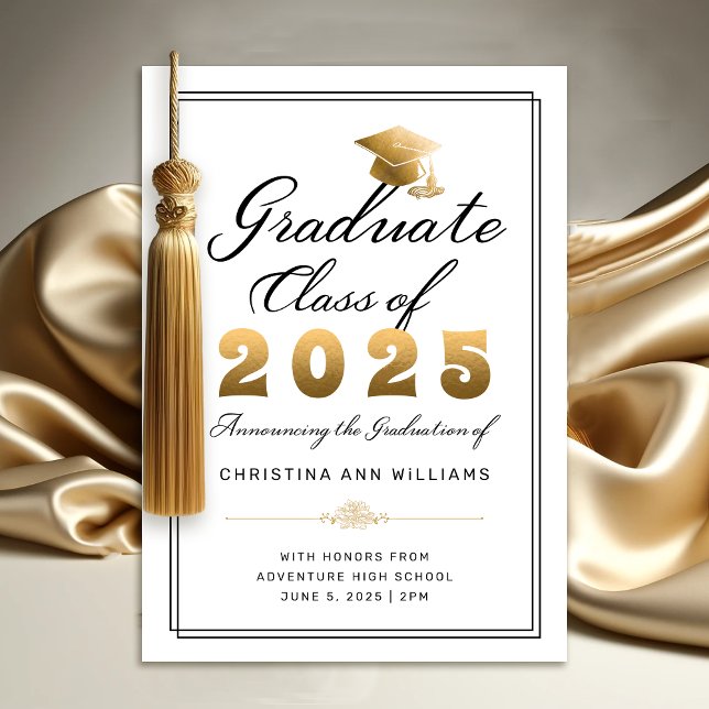 Elegant vit guld svart skrift 2025 examen meddelande (Elegant White Gold Script Graduation Announcement)