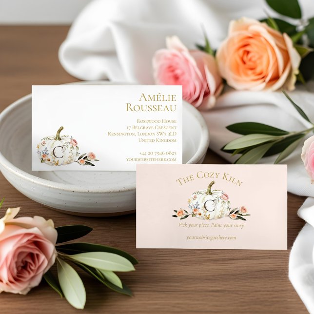 Elegant Vit Pumpkin för Ro-färgen Fall Blommigt Visitkort (Elegant Watercolor Fall Rose Floral White Pumpkin Business Card)