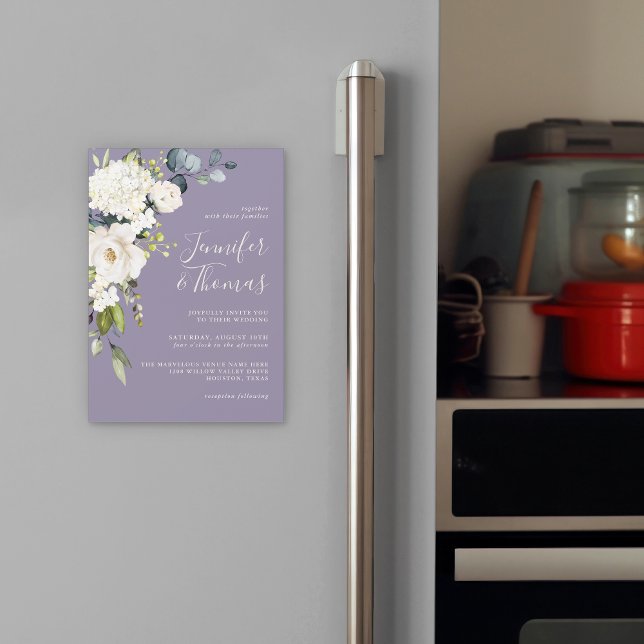 Elegant Vit ros och Hydrangeas om Lavender (Skapare uppladdad)