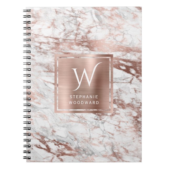 Elegant vit roséguld marmor monogram anteckningsbok (Framsidan)