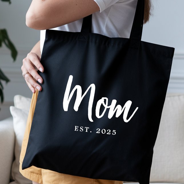 Elegant vit skrift Etablerad Ny Mamma Tygkasse (Elegant White Script Established Date New Mom Black Tote Bag)