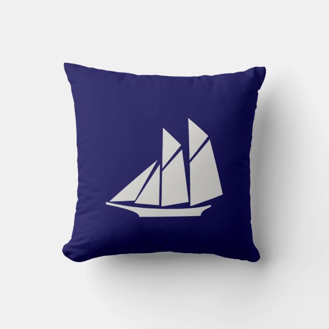 Elegant vit yacht på marinblå kudde (Framsida)