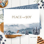 Elegant Watercolor Forest and Fox, Peace and Joy Julkort<br><div class="desc">Anpassa detta vackra helgdag-kort med exquisite blue water-color-skogsscen med rävspel i snö, med frasen "Peace and Joy" i en blandning av handskriven kalligrafi och blocktypografi. Område vid grund för ditt eget budskap och namn. Tillbaka i attraktiv elegant, rotera mönster i blått och silver grått-toner. En del av vår "Blue and...</div>