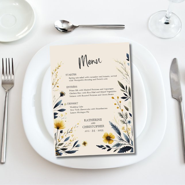 Elegant Watercolor WildblomBeige Bröllop Menu Meny (Elegant Wildflowers Wedding Reception Menu with Blue and Yellow Wildflowers.)