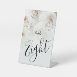 Elegant White and Lila Orchids | BRÖLLOP