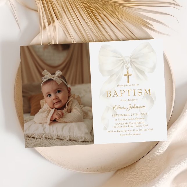 Elegant White Bow Baptism Girl Photo Invitation Inbjudningar (Skapare uppladdad)