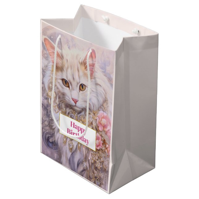 Elegant White Cat i Guld och Diamonds Birthday (Framsidan Vinklad)