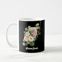 Elegant white floral bouquet with green leaves kaffemugg