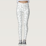 Elegant White Grått Leopard Cheetah Animal Print Leggings<br><div class="desc">Denna elegant chic mönster är perfekt för trendiget och snyggten mode. Det innehåller ett handritat vitt och grått leopard-djurtryck mönster. Det är modernt, enkelt och sött. ***VIKTIG DESIGN-ANMÄRKNING: Om du vill ha en begäran från anpassad design, t.ex. matchande produktbegäranden, färg-ändringar, placeringsändringar eller någon annan ändringsbegäran, klickar du på MESSAGE-knappen eller...</div>