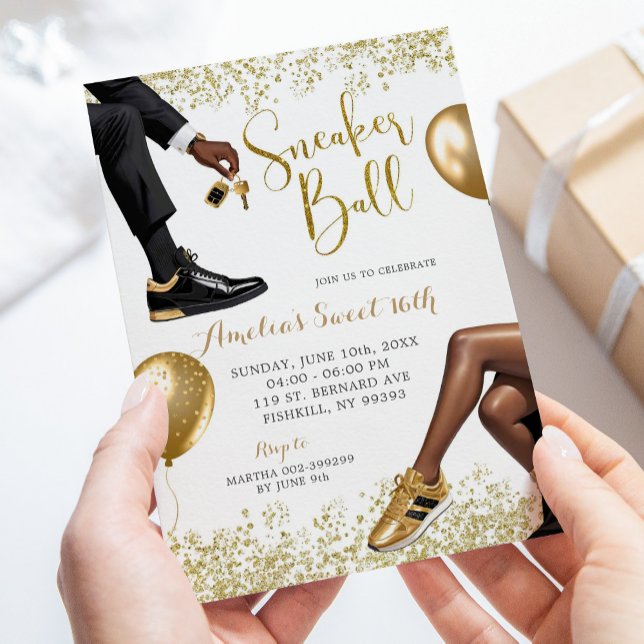 Elegant White Guld Sneaker Boll 21:a födelsedagen Inbjudningar (Skapare uppladdad)
