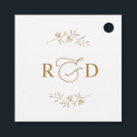 Elegant White och Guld Monogram Bröllop Tack Gåvor Etiketter<br><div class="desc">Den här märkrn av anpassadet är designad för att koordinera med vår samling av romska skript i bröllop,  och innehåller ett grafiskt tack för kalligrafi,  parat med ett typsnitt för klassserif i guld. Matchande objekt är tillgängliga.</div>