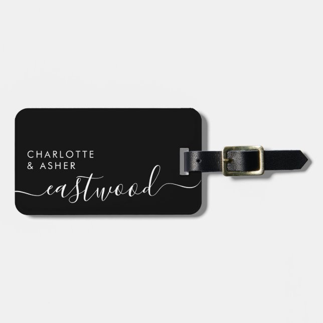 Elegant White On Black Monogram Script Name Bagagebricka (Horisontell Framsida)