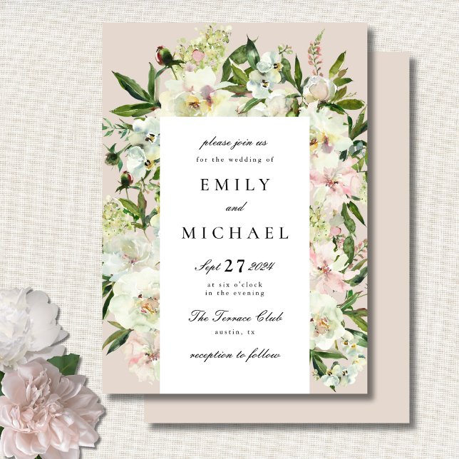 Elegant White  Peony Garden Wedding Inbjudningar (Skapare uppladdad)