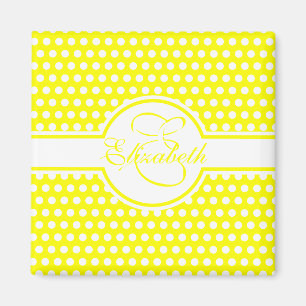 Elegant White Polka dots på Gult Monogram Magnet