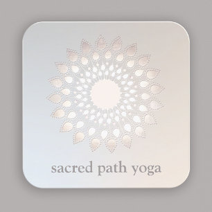 Elegant White Silver Lotus Flower Blommigt Mandala Fyrkantigt Visitkort