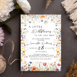Elegant White Wildblommor Bloom Baby Shower Inbjudningar
