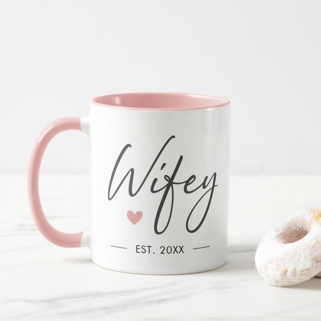 Elegant Wifey Modern Typography-fru Hers Chic Mugg (Med munk)