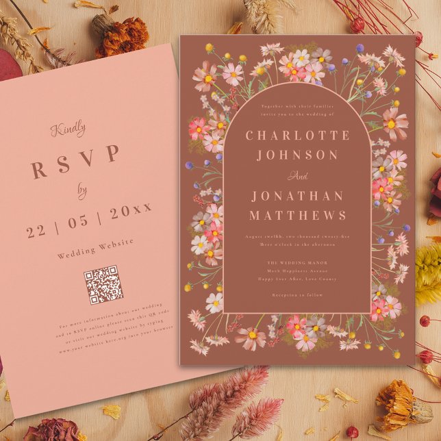 Elegant Wildblomarch Terracotta Fall Wedding Inbjudningar (Elegant arch wildflower burnt Orange terracotta and peach fall wedding invitation )
