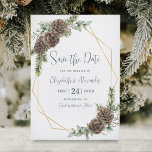Elegant Winter Botanical Gräs Bröllop Spara Datumet<br><div class="desc">Den här eleganten har bröllop spara datum-kortet ett modernt kalligrafiskript för trendig och ett guld-geometriskt ram som är dekorerat med vattenfärgsgröna gröna gröna grönare, gräs-koner och vintergrön grenar, accentuerat med snöbär. På baksidan finns en grönt vattenfärg struktur. Hitta den matchande bröllopssviten och fler matchande produkter i samlingen, eller meddela mig...</div>