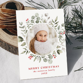 Elegant Winter Foliage och Holly Berries Photo Julkort
