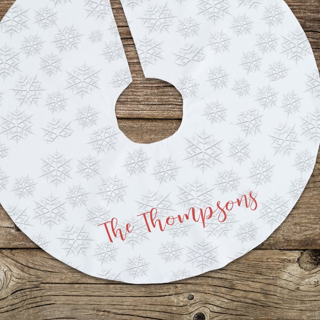 Elegant Winter Silver Snowflake White Mönster Julgransmatta Borstad Polyester (Silver Snowflake holiday snowflake Christmas tree skirt. )